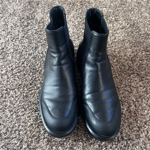 Aquatalia Women’s Leila Leather Chelsea Boot - Picture 2 of 14